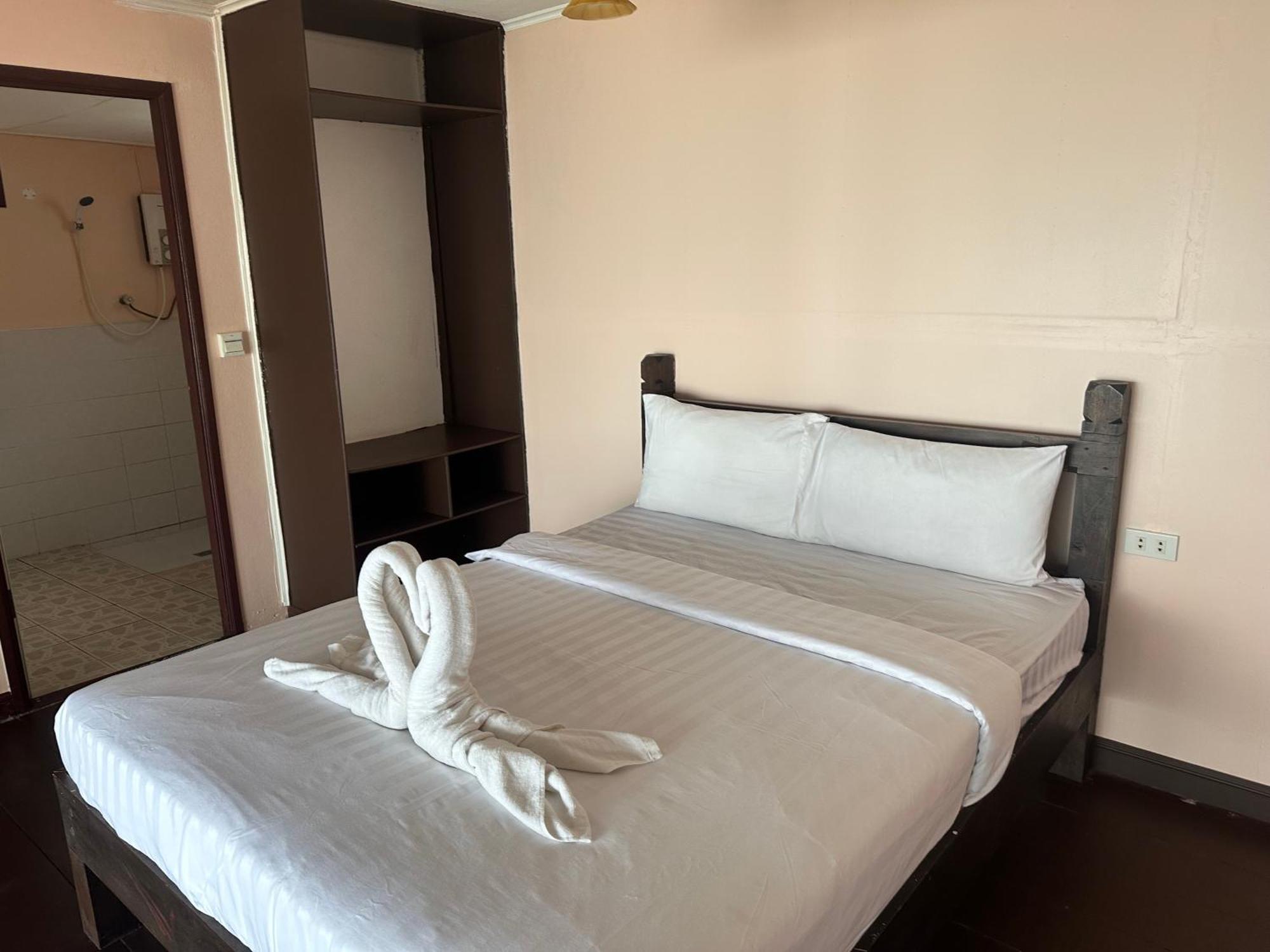 The Cosy Sunset Beach Resort & Restaurant Тонг Сала Экстерьер фото